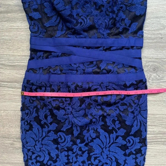 Tadashi Shoji Black Blue Lace Double V Sleeveless Fitted Ribbon Waist Dress 6 - Picture 7 of 9